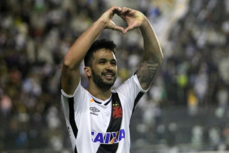 Luan, jovem zagueiro do Vasco