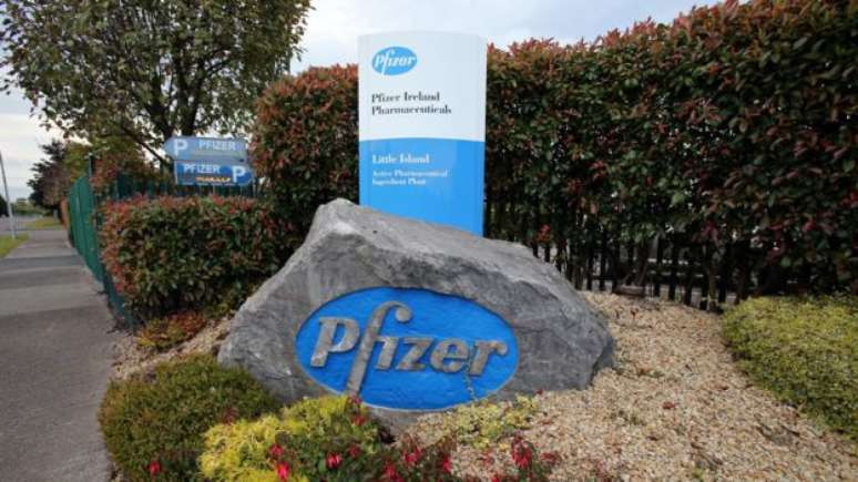 Pfizer anunciou que estabeleceria sua sede na Irlanda após a fusão com a Allergen. 