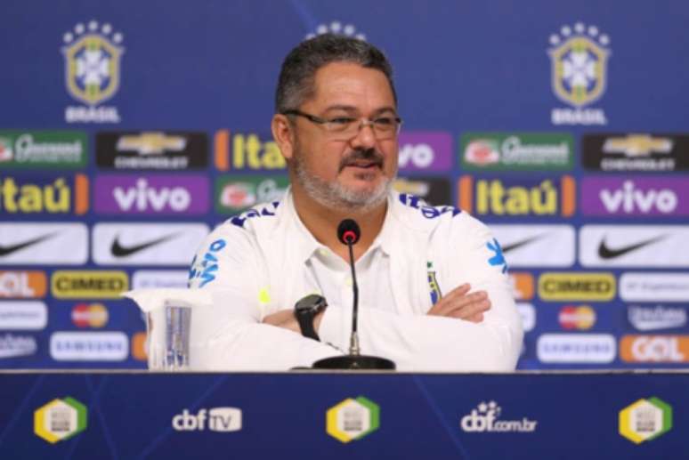 Rogério Micale concedeu entrevista coletiva