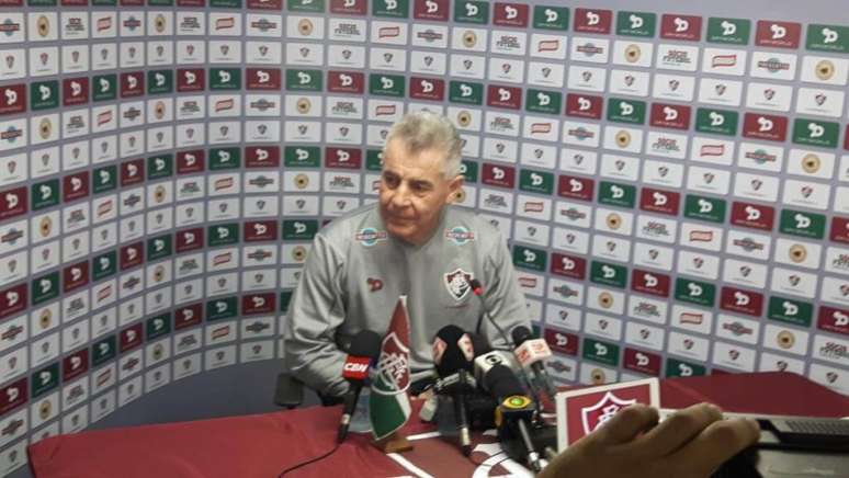 Preparador físico Rodolfo Mehl avaliou a situação dos novos reforços do Fluminense (FOTO: Matheus Dantas)