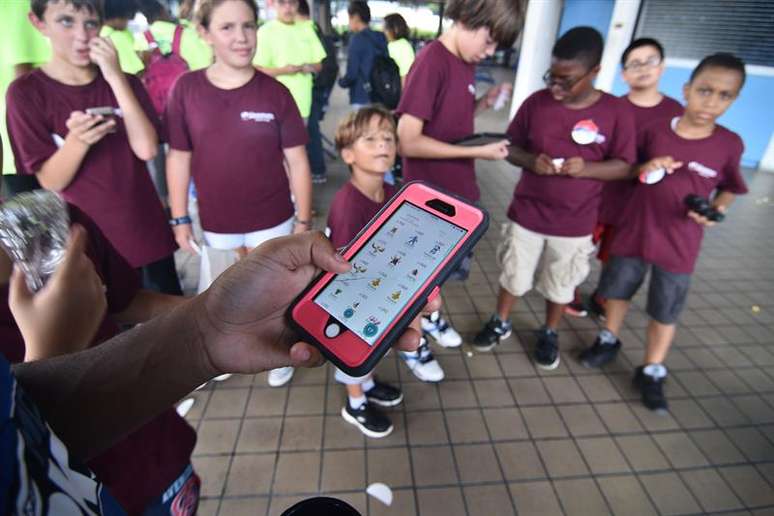 Universidade em Miami disponibilizou área para que jogadores de Pokémon GO pudessem jogar com mais segurança