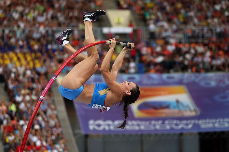 Yelena Isinbayeva é um dos destaques do atletismo da Rússia e favorita ao ouro no salto com vara.