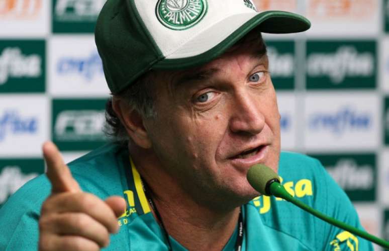 Cuca durante entrevista coletiva na Academia de Futebol (FOTO: Cesar Greco/Palmeiras)