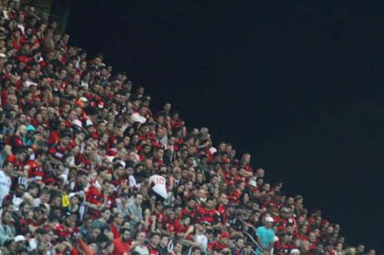 Sócios do Flamengo vêm participando de ações do clube (Foto: Divulgação)