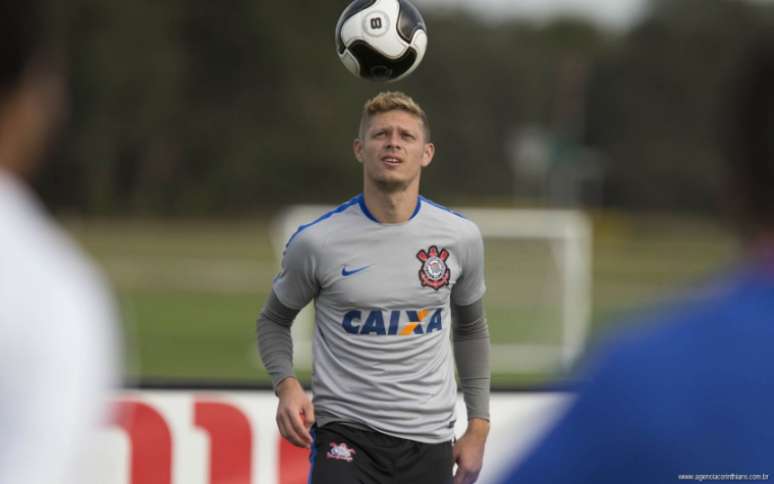 Marlone não tem tido espaço no Corinthians e está na mira de outros clubes (Foto: Daniel Augusto Jr)