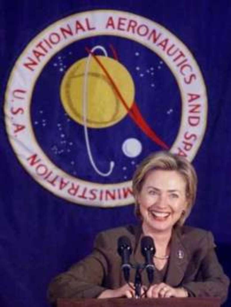 Hillary Clinton chegou &agrave; Nasa, mas como primeira-dama