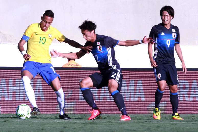 Neymar teve atua&ccedil;&atilde;o discreta no amistoso contra o Jap&atilde;o