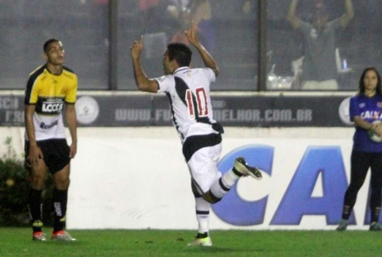 Éderson fez o seu segundo gol em dois jogos pelo Vasco (Foto: Paulo Fernandes/Vasco)