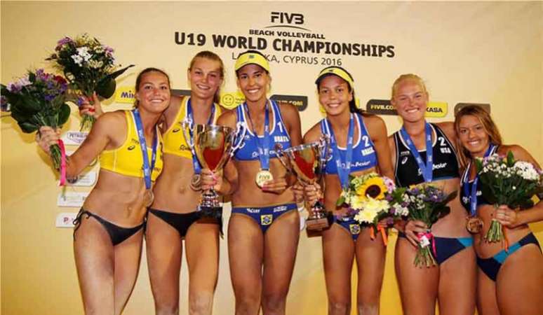 Pódio Feminino (Foto: Divulgação/FIVB)