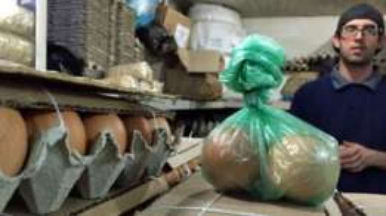 Ovos agora s&atilde;o vendidos por unidade na Venezuela
