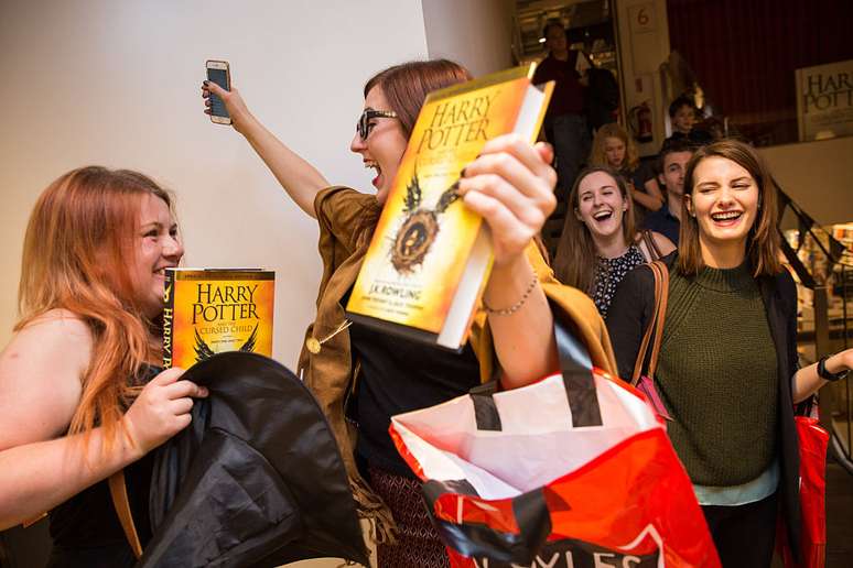 Lançamento do novo livro da saga Harry Potter em Londres