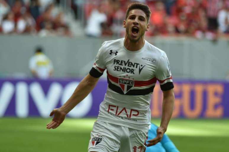 Aos 22 anos, Calleri deixou ótima impressão no São Paulo (Foto: Andre Borges/AGIF)