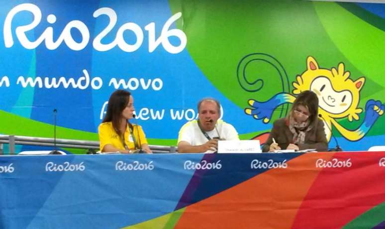 Vadão, técnico da Seleção feminina de futebol, durante coletiva de imprensa (Foto: Igor Siqueira)