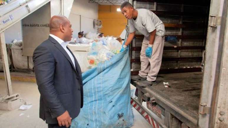 Júlio Santos atua no mercado de reciclagem há 16 anos 