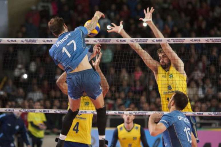 Lucão é titular da Seleção Brasileira (Fotos: Prensa FeVA)