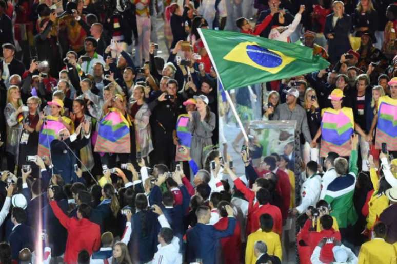 Lei Olímpica estabelece a proibição de mensagens visuais de cunho político e por isso manifestantes vem sendo coibidos de colocarem faixas alusivas ao tema nas Arenas(Foto: Celso Pupo/Lancepress!)