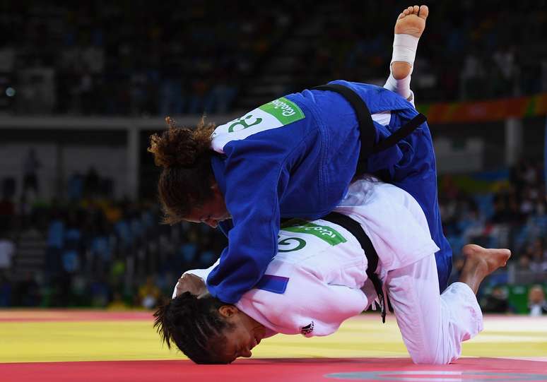 Rafaela Silva venceu com facilidade sua estreia na Rio 2016