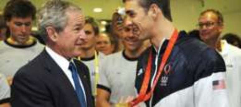 Phelps chegou a ser recebido pelo então presidente Bush após os jogos de Pequim