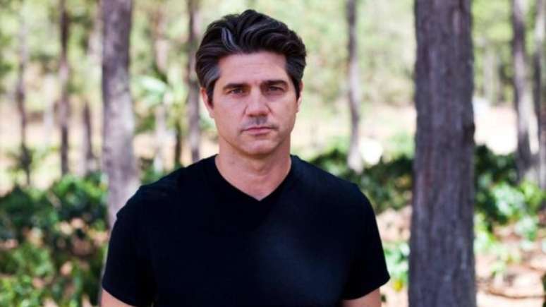 Joshua Becker &eacute; autor de livros sobre como se livrar de excessos em casa