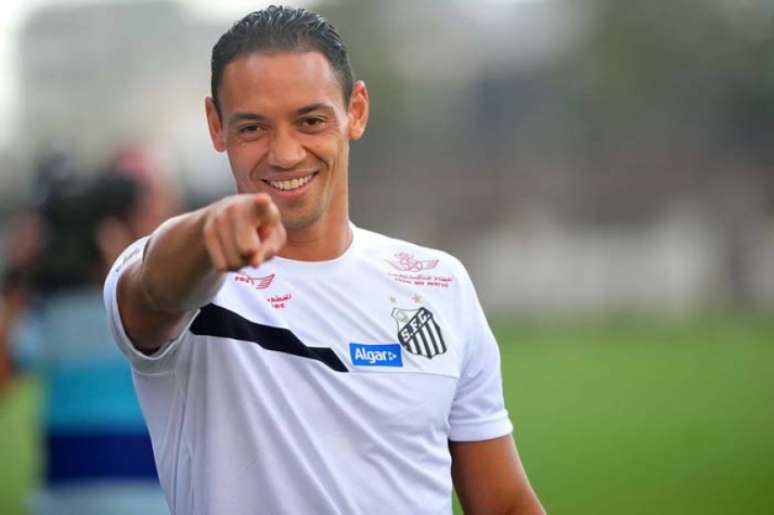 Ricardo Oliveira não enfrentou o América-MG, na semana passada (Foto: Ivan Storti/Santos)