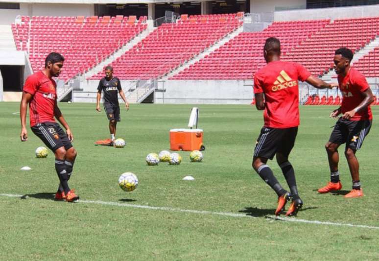 Time pernambucano realizou última atividade antes do duelo contra o Flamengo nesta sexta-feira (Foto: Divulgação/Site Oficial do Sport)