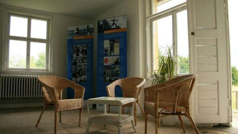 Os pr&eacute;dios-dormit&oacute;rio continham uma sala de lazer