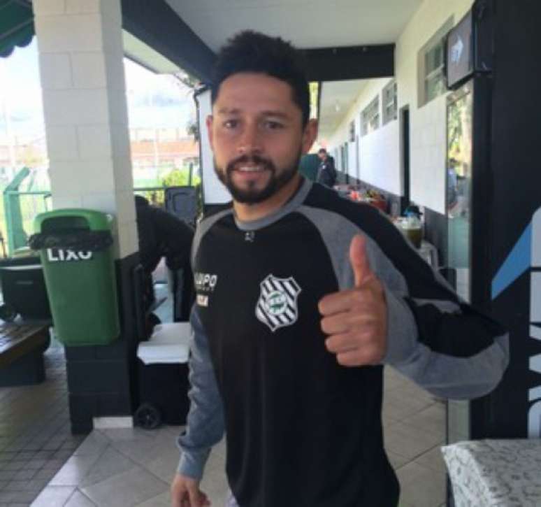 Elvis que chega ao time já esta regularizado na equipe e pode estrear no próximo domingo(Foto: Divulgação / FFC)