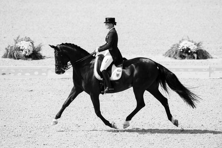 Isabell Werth, medalha de prata em adestramento pela Alemanha