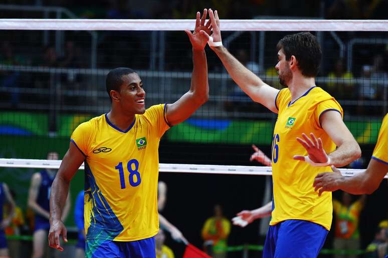 Lucarelli, que jogou a fase final da Rio 2016 contundido, já é um dos principais nomes da Seleção Brasileira de vôlei masculino com apenas 24 anos de idade