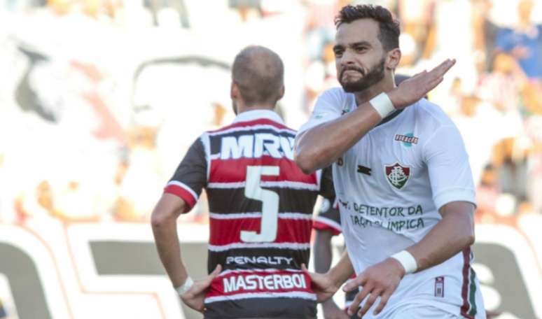 Em alta: Henrique marcou os dois últimos gols do Flu no Brasileirão (Foto: Clelio Tomaz/AGIF)