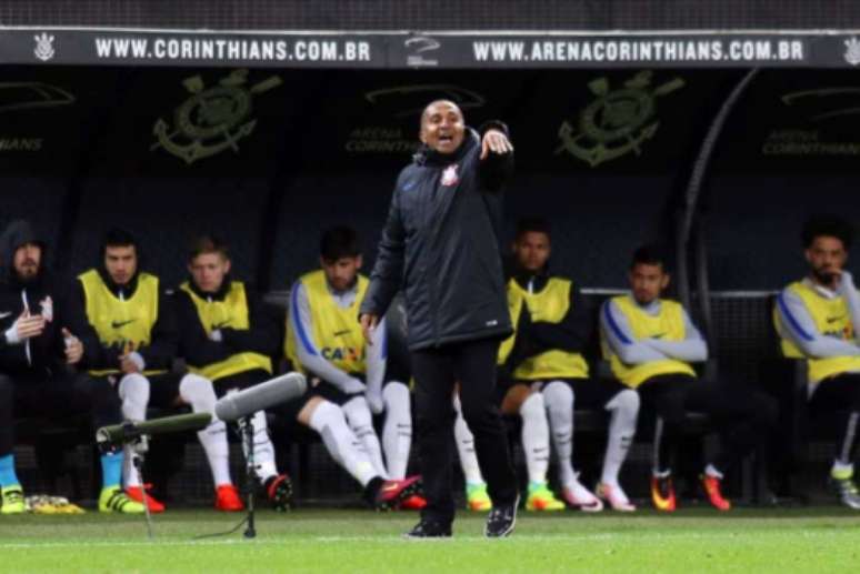 Treinador soma seis vitórias em 12 jogos de sua ainda curta passagem pelo Corinthians (Foto: Eduardo Viana)