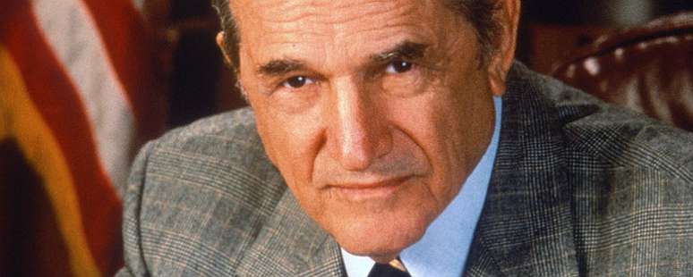 Steven Hill