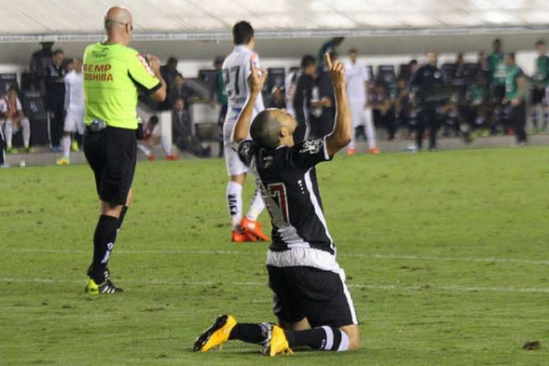 Eder Luis fez o gol aos 50 minutos do segundo tempo (Foto: Carlos Gregório Jr/Vasco.com.br)