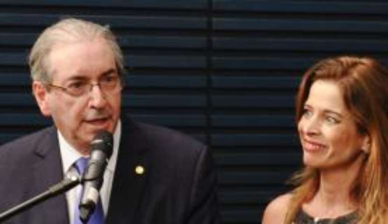 Eduardo Cunha ao lado da mulher, a jornalista Cláudia Cruz  