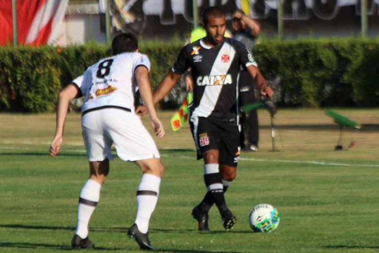 Vasco apenas ficou no empate com o Tupi (Foto: Carlos Gregório Jr/Vasco.com.br)