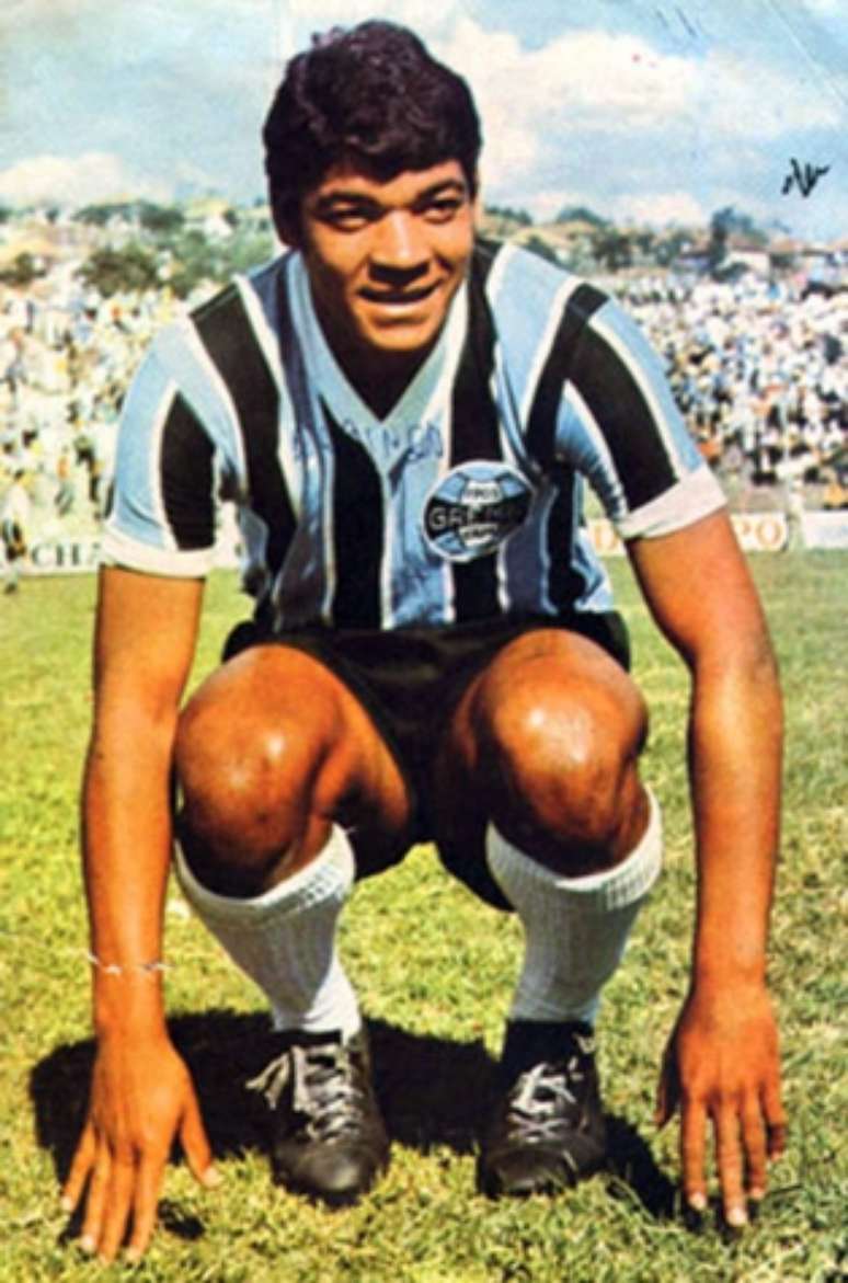Alcindo Bugre marcou época com a camisa do Grêmio (Foto: Divulgação)