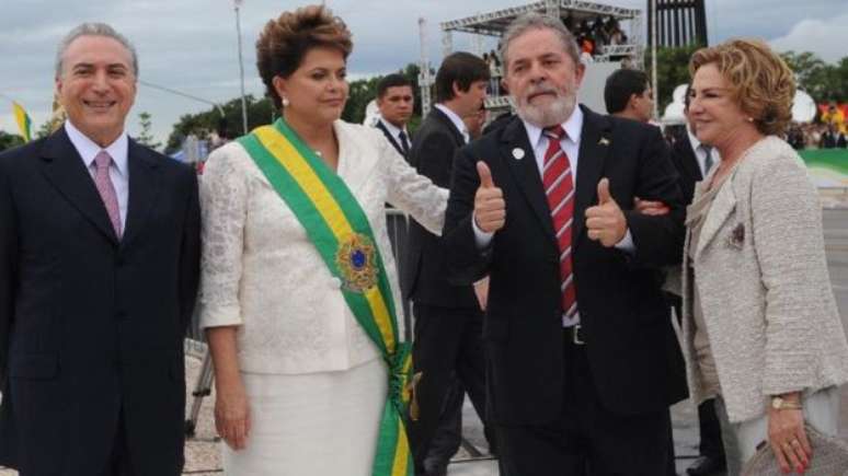 Escolhida por Lula para sucessão, Rousseff foi criticada por falta de traquejo para lidar com alianças no Congresso