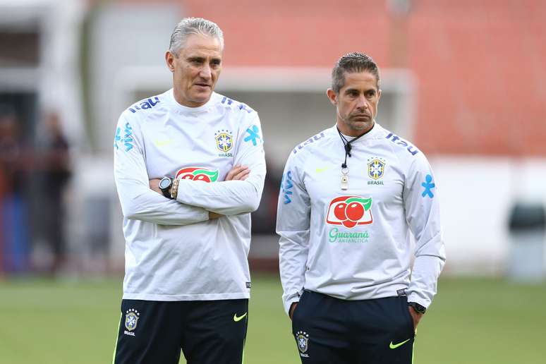 Tite e Sylvinho podem afastar de vez a crise na Seleção nos dois primeiros jogos no comando