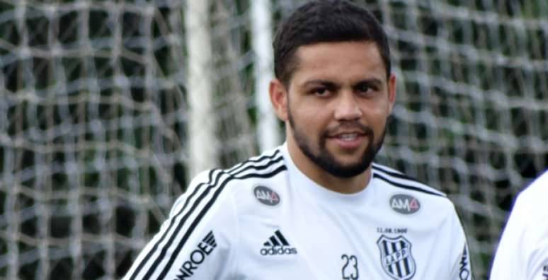 Felipe Azevedo destaca momento para sair na frente com a Ponte (Foto: GuilhermeDorigatti / PontePress)