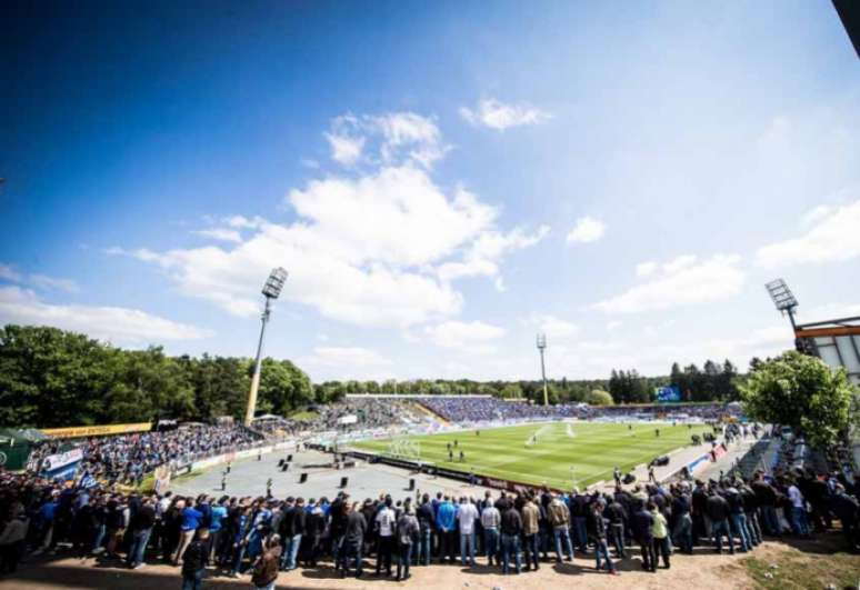 Jonathan-Heimes-Stadion, estádio do Darmstadt 98  (Foto: Reprodução/Twitter)