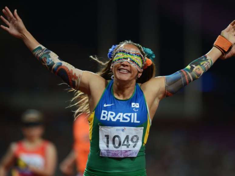 A velocista Terezinha Guilhermina é uma das principais atletas do time do Brasil na Paralimpíada Rio 2016