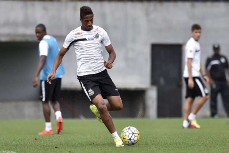 Walterson é a nova aposta do técnico Dorival Júnior para a partida com o Internacional (Foto: Ivan Storti/Santos F.C.)