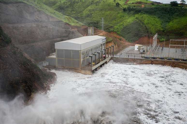 Pequena central hidrelétrica em Pirapora do Bom Jesus, São Paulo