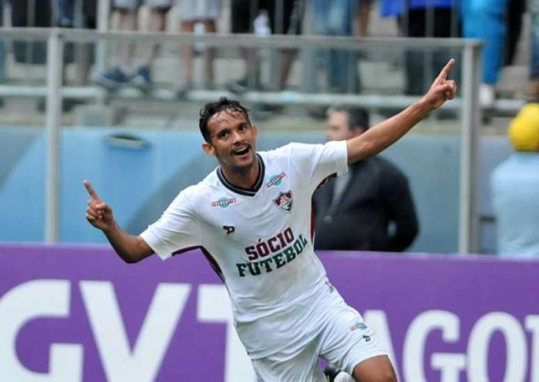 Scarpa vibra com gol contra o Grêmio (Foto: Ricardo Rímoli/Lancepress!)