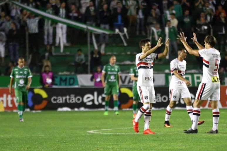Rodrigo Caio marcou para o São Paulo no segundo tempo (Foto: Pedro H. Tesch/Eleven)