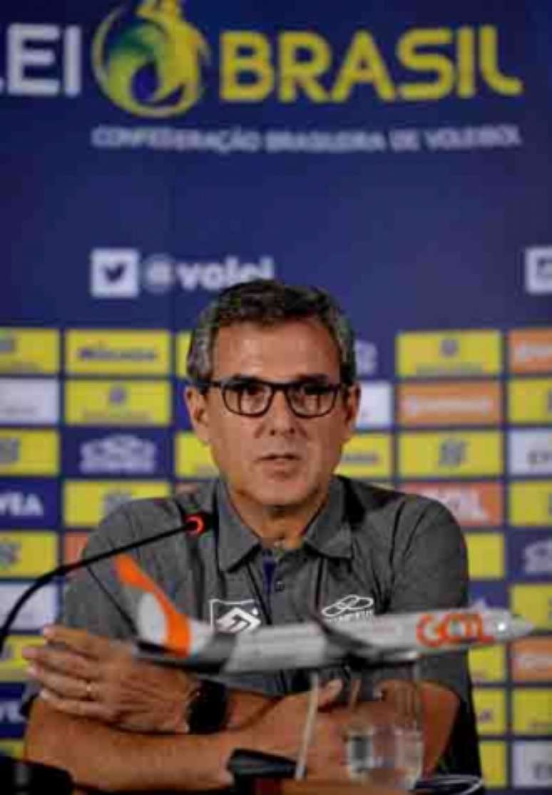 José Roberto Guimarães confirmou a continuidade como técnico da Seleção (Foto: Marcello Dias/Inovafoto/CBV)