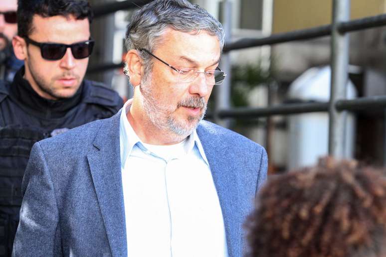 O ex-ministro Antonio Palocci é preso pela PF