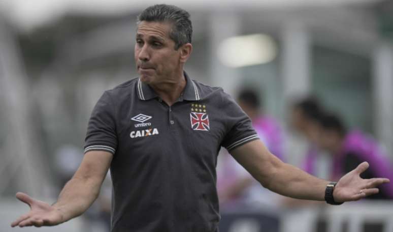 Vasco voltou a abrir dez pontos de vantagem na Série B (Foto: Jorge Rodrigues/Eleven)