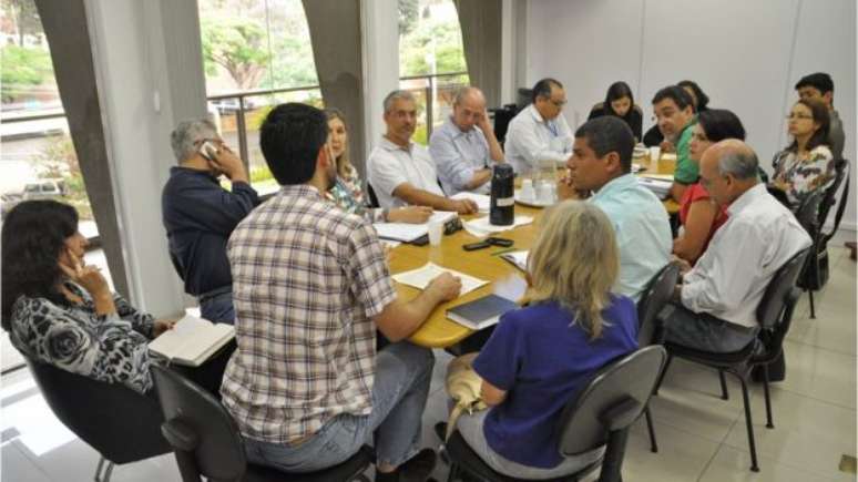 Grupo de trabalho formado por Saúde e Meio Ambiente municipais, Ibama e Ministério Público discute saídas para o problema das capivaras na capital mineira