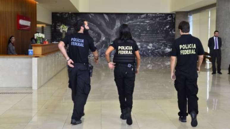 Os agentes da PF também cumpriram mandados em imóveis em Belém (PA) pertencentes a Márcio Lobão. A ação faz parte da Operação Leviatã